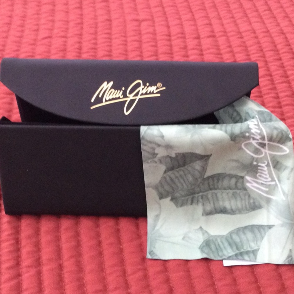 Sunglass case